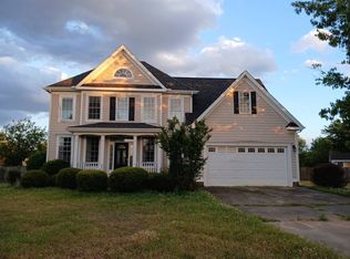 4404 Deer Knoll Ct, Raleigh, NC 27603