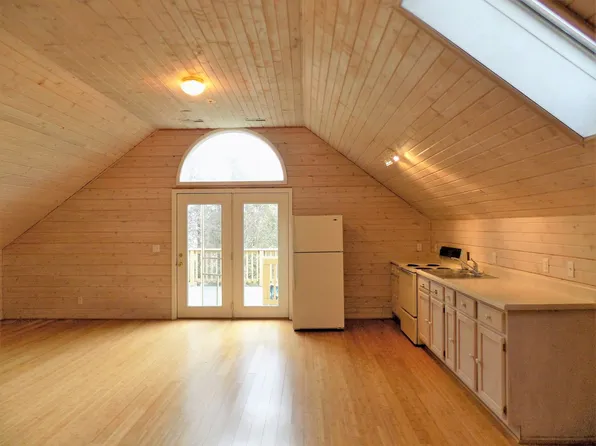 1853 St. Francis Court, 1853 Saint Francis Ct APT 2, Fairfield, IA 52556