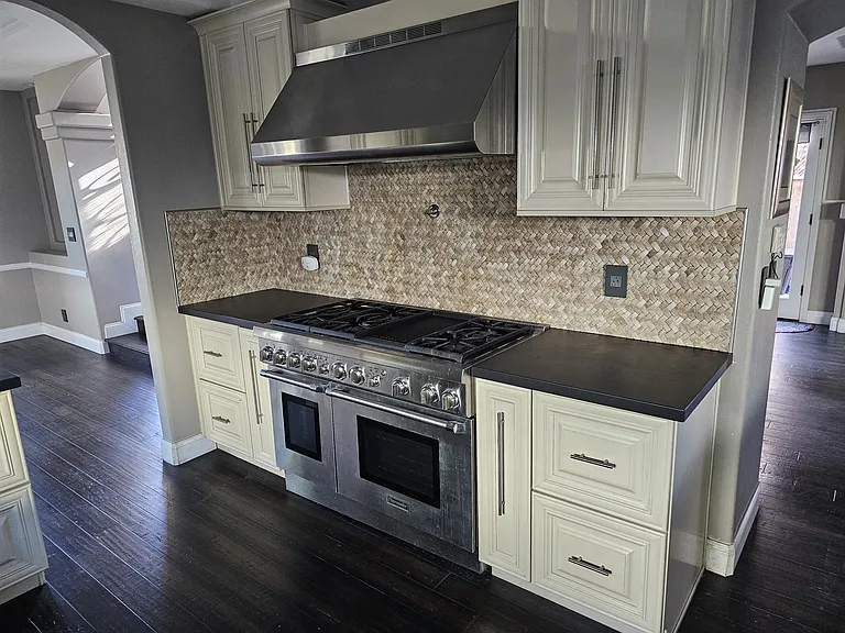 1805 Harriman Ln #A — Photo 16