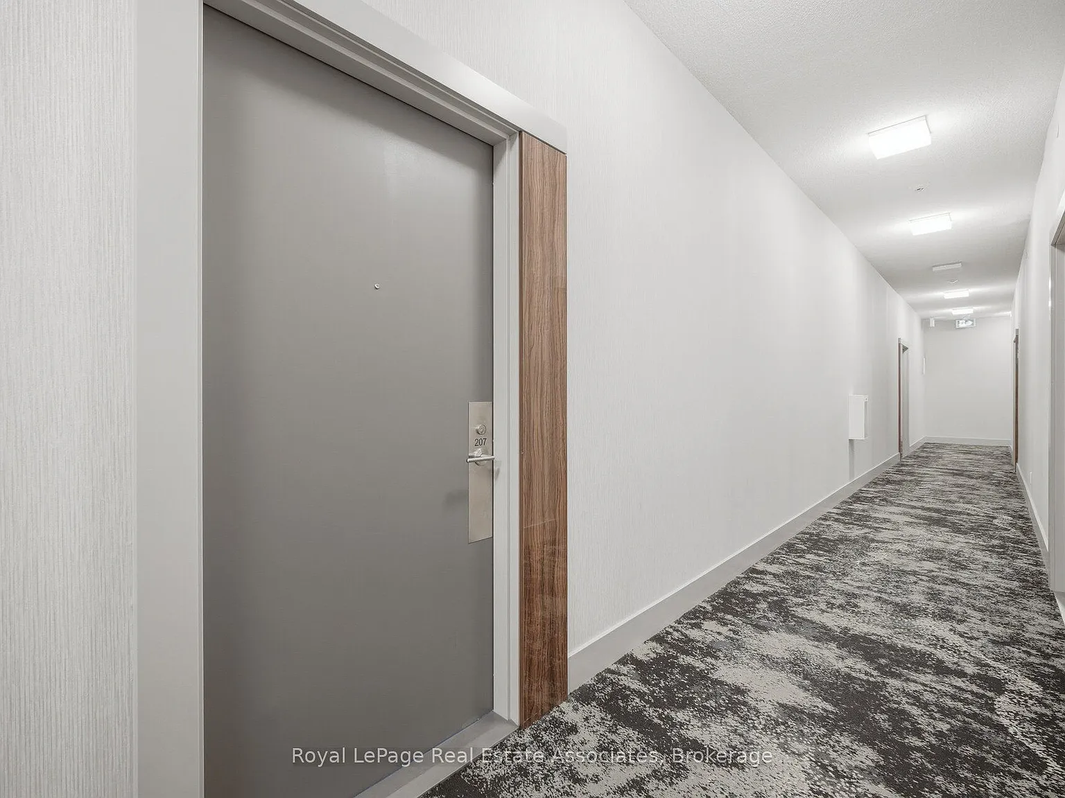 2 bed, $2,875 — Photo 4