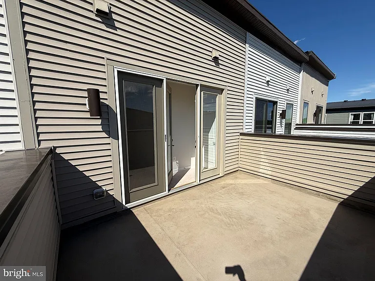 2505 Nicholson St — Photo 34