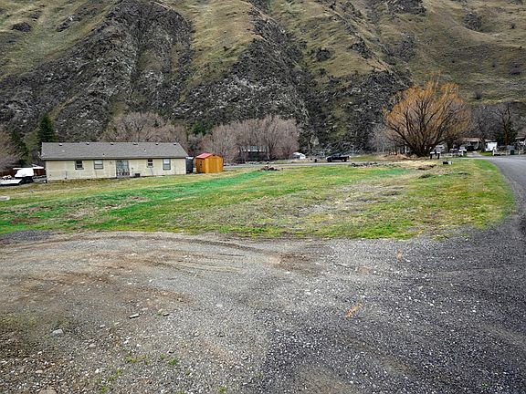 3rd image of 41 Fish Trap Rd S