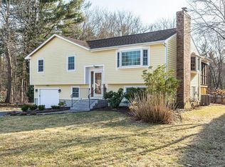 13 Rolling Ridge Ln, Methuen, MA 01844