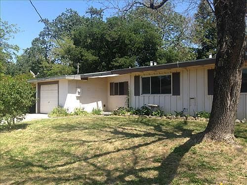 1st image of 15525 Brookview Dr
