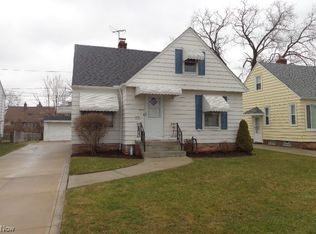 8104 Kenton Ave, Parma, OH