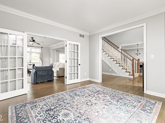 3rd image of 11516 Old Stone Dr