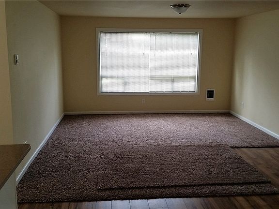 2nd image of 6450 Fairlawn Dr SW