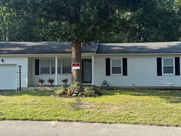 372 Constitution Dr, Forked River, NJ 08731