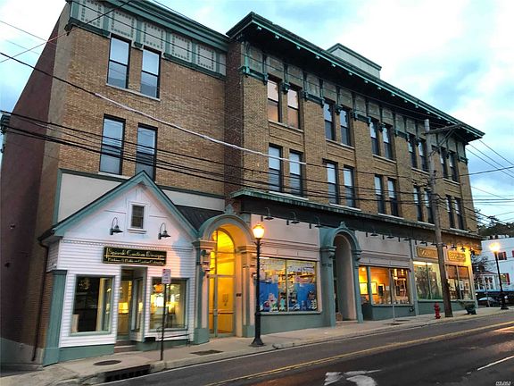 2nd image of 303 Main St APT 2B