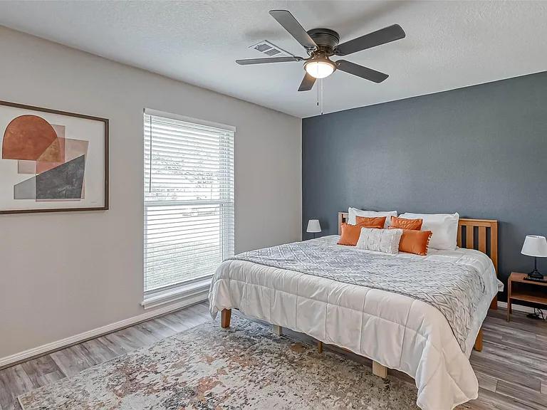 1310 Antigua Ln — Photo 14