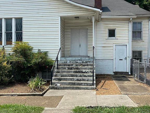 2nd image of 2201 Virginia Ave
