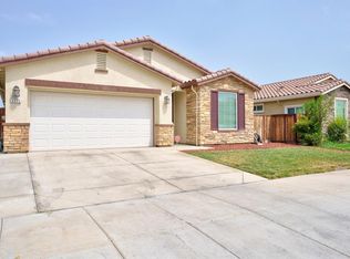 2372 N Fallbrook Dr, Los Banos, CA 93635