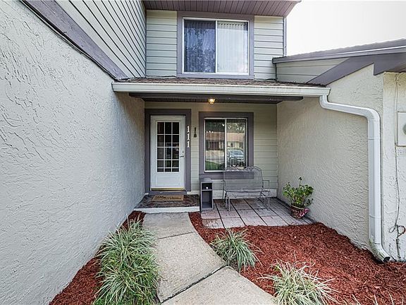 4th image of 111 Clear Lake Cir