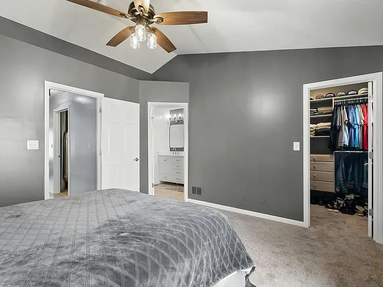 604 Lincoln Station Dr — Photo 10