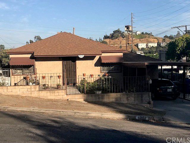 1st image of 2416 Lombardy Blvd