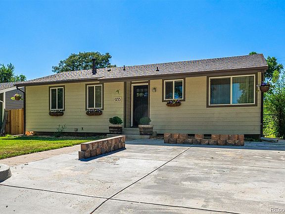 3rd image of 935 S Krameria Street
