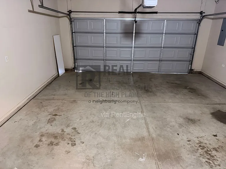 7700 Legacy Pkwy — Photo 11