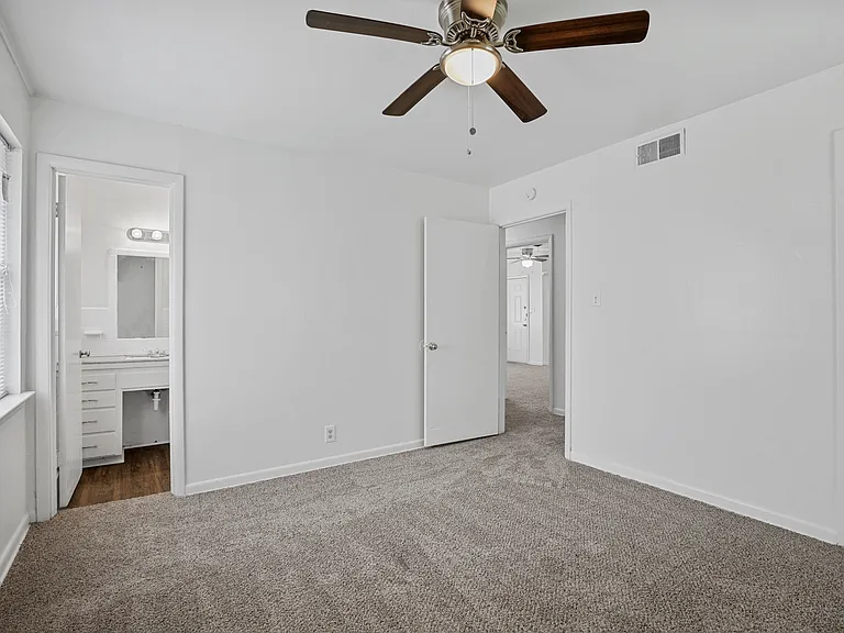 3406 Avon Dr — Photo 6