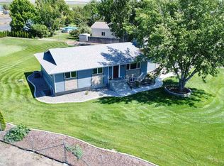 25 Westbourne Loop, Burbank, WA 99323