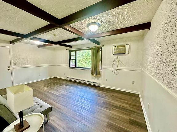 4th image of 15 Spencer Rd APT 26E