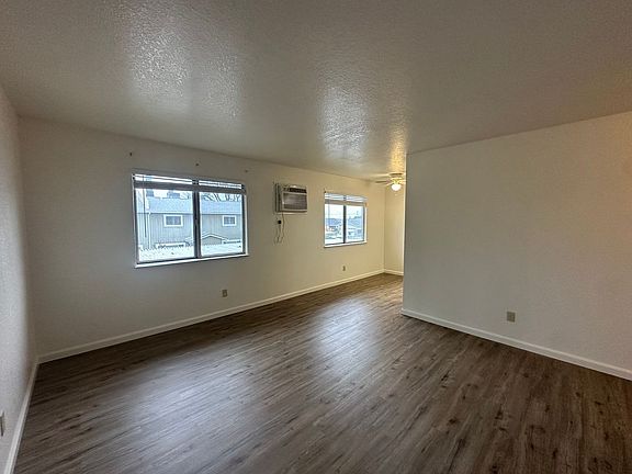 3rd image of 366 E Edison St APT 11