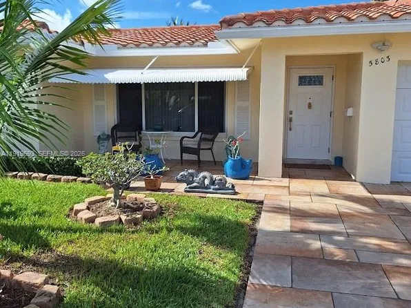 5803 NW 86th Ter, Tamarac, FL 33321