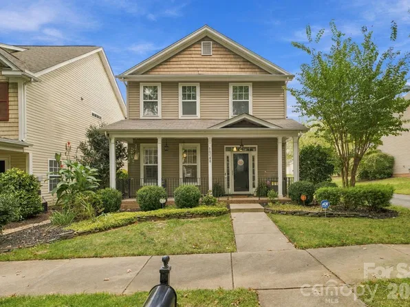 10048 Switchyard Dr, Cornelius, NC 28031