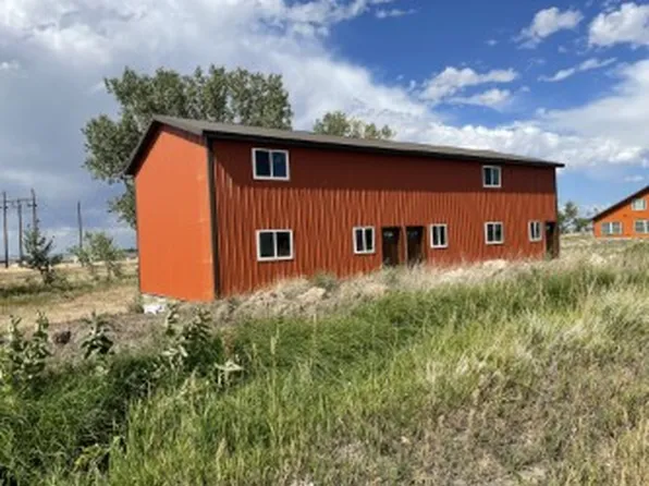 670 Grange Rd #102, Wheatland, WY 82201