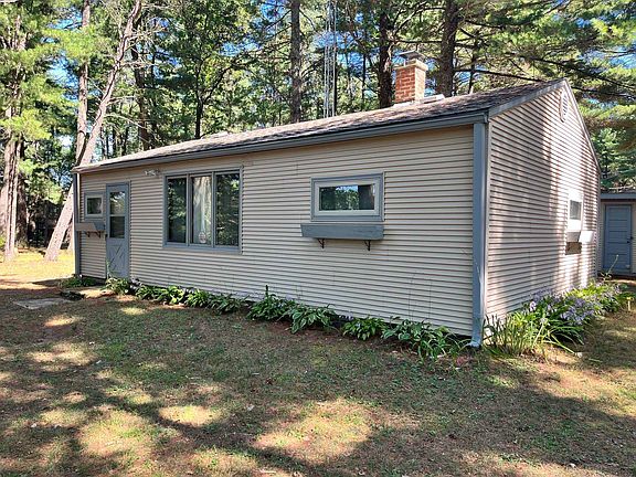 2nd image of 1086 Chicago Ln