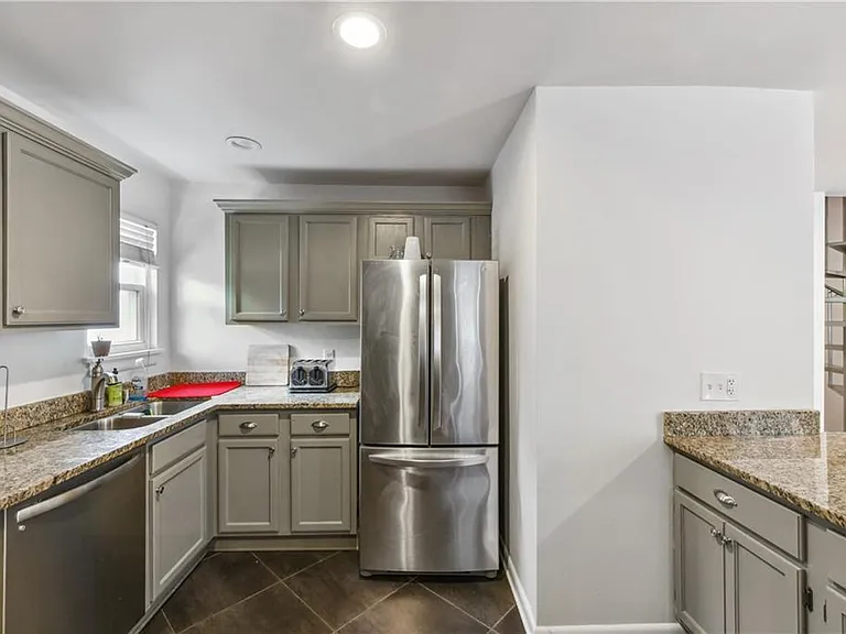 4843 Coliseum St — Photo 6