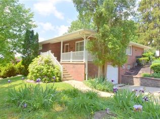 1495 Donnan Ave, Washington, PA 15301