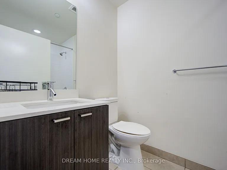 30 Roehampton Ave #2902 — Photo 30