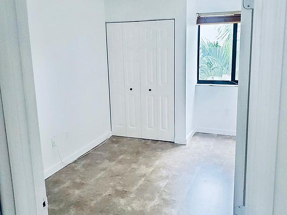 4th image of 10302 NW 9th Street Cir APT 201