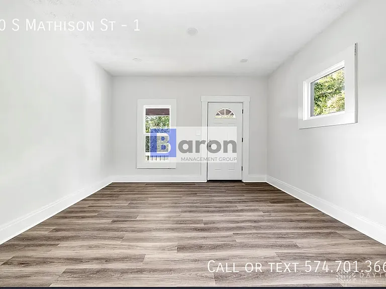 40 S Mathison St #1 — Photo 5