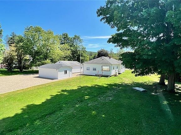 5th image of 3319 Riverside Dr
