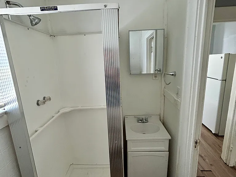 2909 Brookside Ave — Photo 9