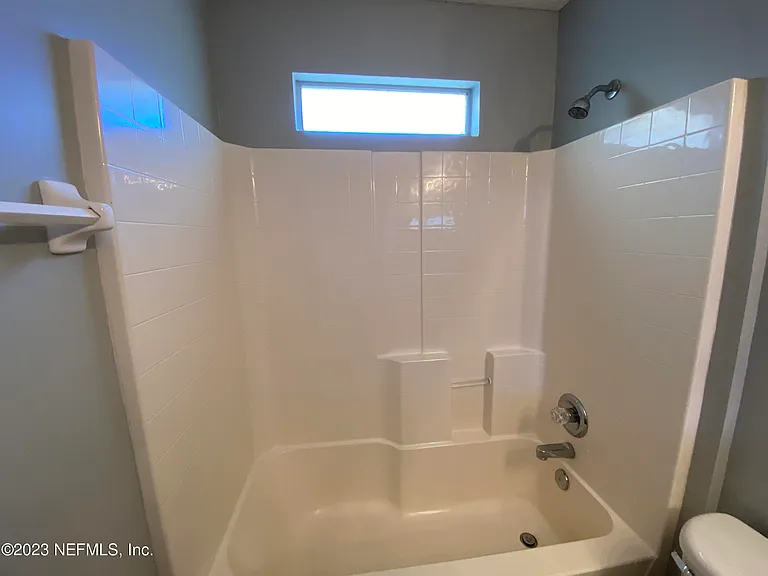 3783 Lauren Oak Ln E — Photo 16