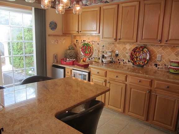 3rd image of 3204 Equestrian Way