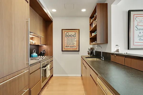Rented by Corcoran | media 14
