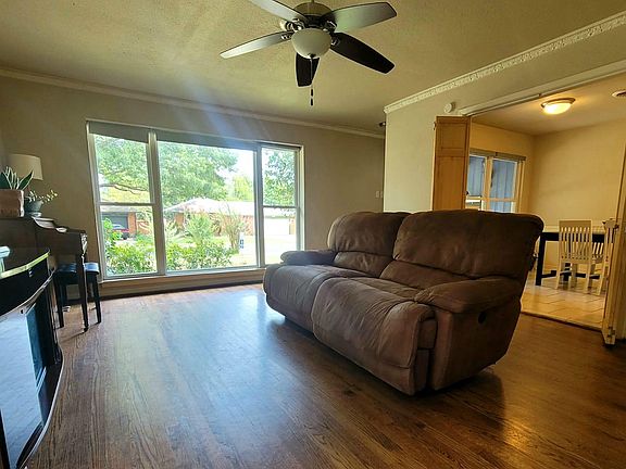 2nd image of 10067 San Lorenzo Ave