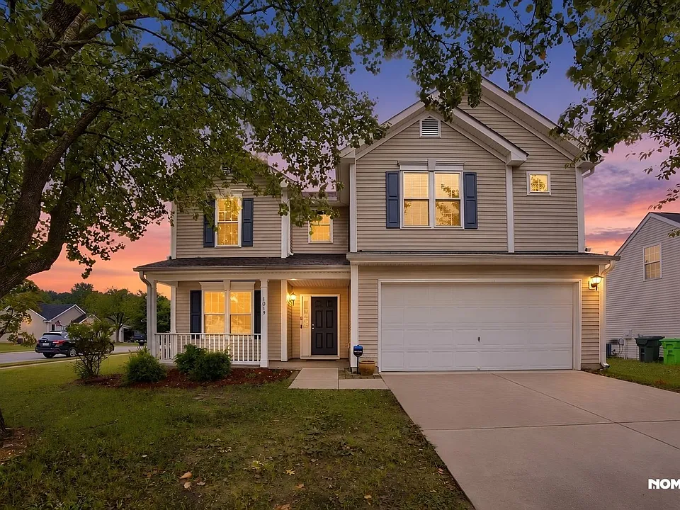 1019 Penncross Dr