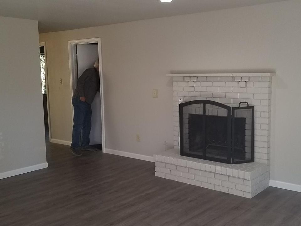 2nd image of 3804 130th Street Ct NW