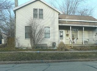 215 N 4th St, Grand Haven, MI 49417