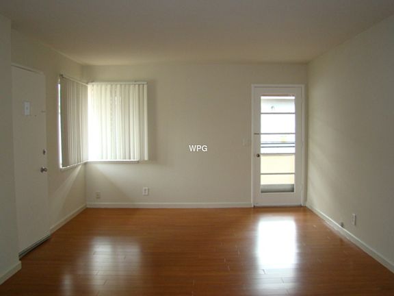 4th image of 3518 Alden Way APT 4