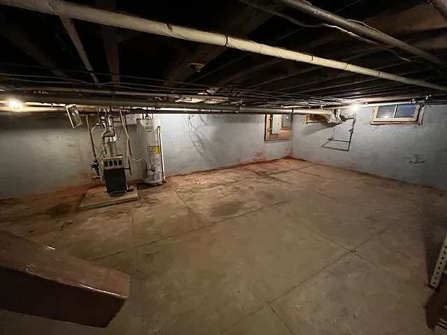 full unfinished basement