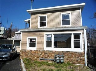 3 Carlisle Pl, Yonkers, NY 10701