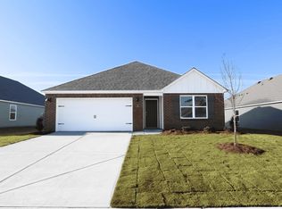 312 Oakmont Cir, Calera, AL 35040