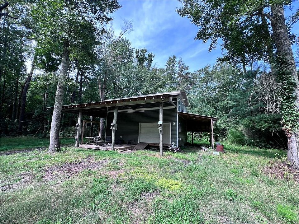 1st image of 1832 Munden Point Rd