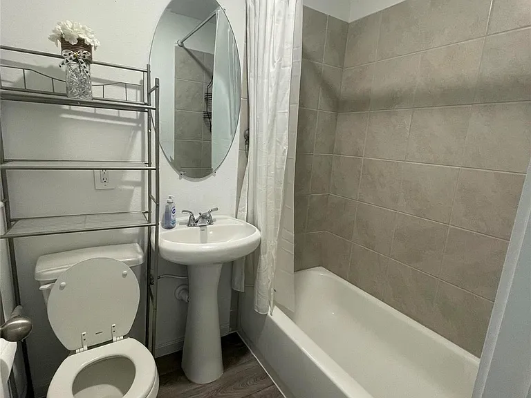 9718 Marie Village Ct — Photo 7