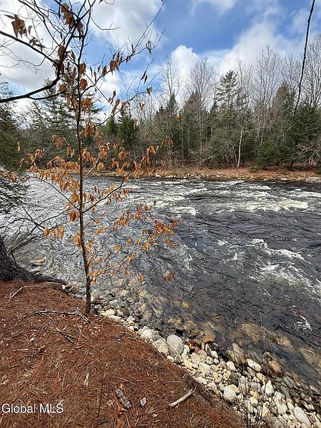 5th image of L10 Stone Bridge Rd